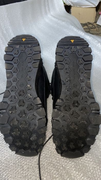 Кожаные ботинки 43-43,5  columbia