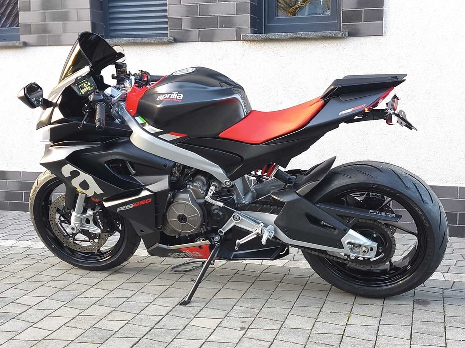 Aprilia RS 660 Nowe Opony Quickshifter ABS Mapy Transport RATY