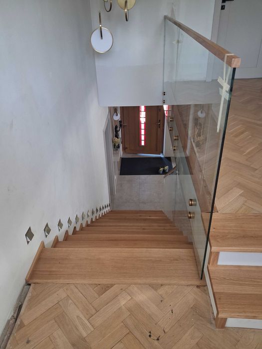 Schody drewniane i balustrady,stopnie,montaż