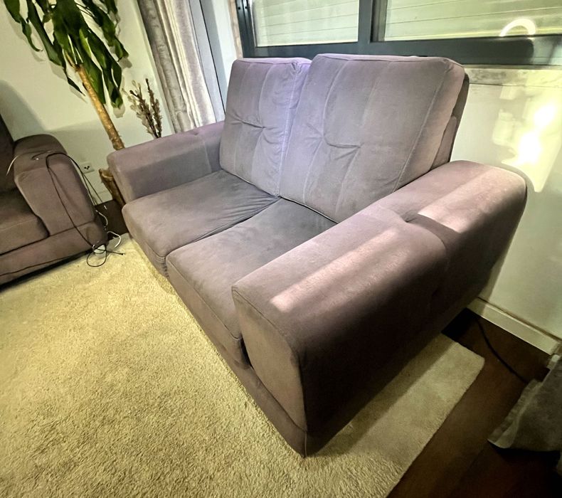 Sofá de 3 lugares em bom estado