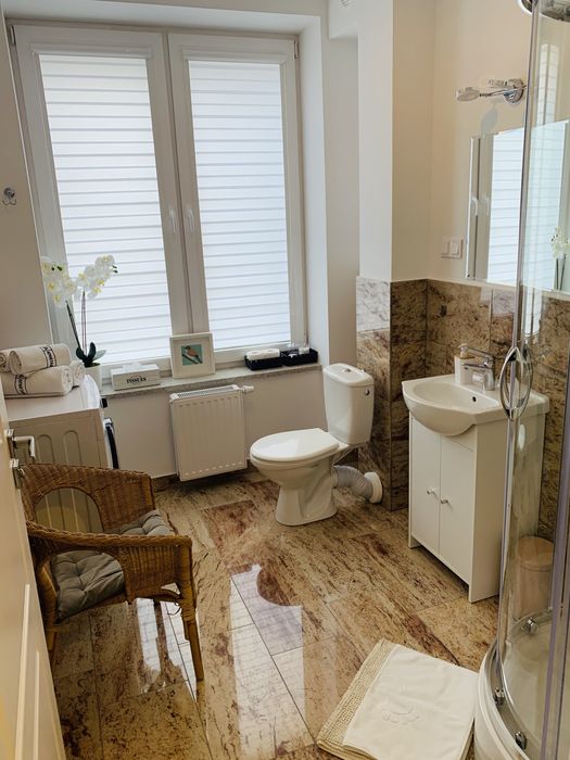 Noclegi/Apartament/ pracownicze  z parkingiem dla busów