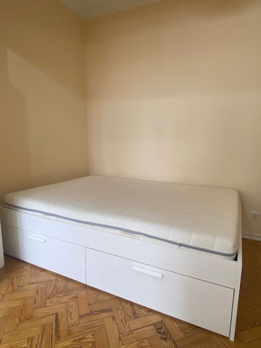Cama Ikea Brimnes 140x200 + colchão