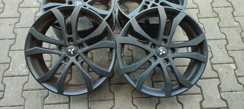 18" 7.5J 5x114.3 Komplet felg aluminiowych Mitsubishi Outlander, ASX i Lancer