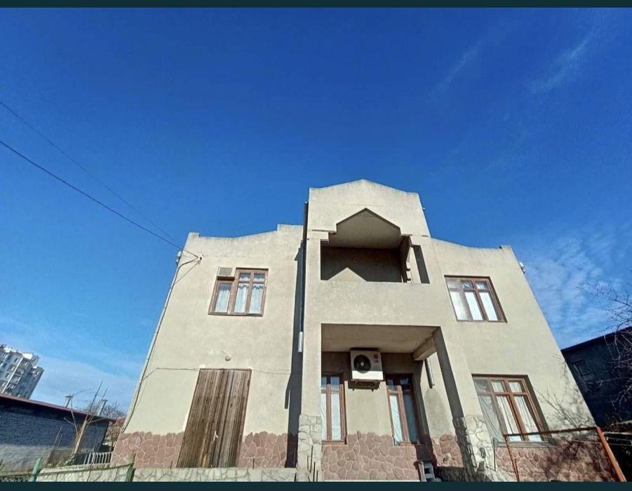 11 фонтана. Хозяин. Дом под мини отель, пент хаус, детский сад