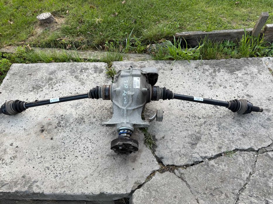 Редуктор задній bmw 3 f30 f31  2.81 мост задній привод Розборка