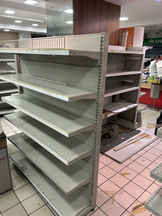 Prateleiras comercio