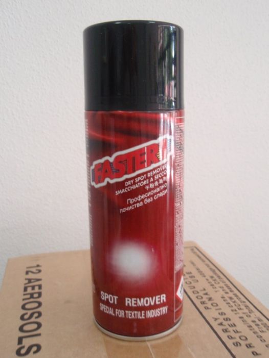 Lata de spray tira nódoas nos tecidos