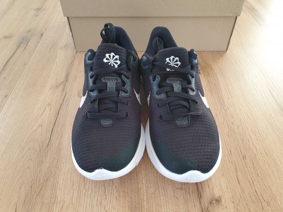 Buty treningowe, do biegania, Nike Flex Experience RN 11, rozmiar 37,5