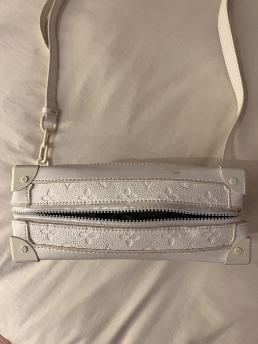 LV tiracolo messenger soft trunk leather