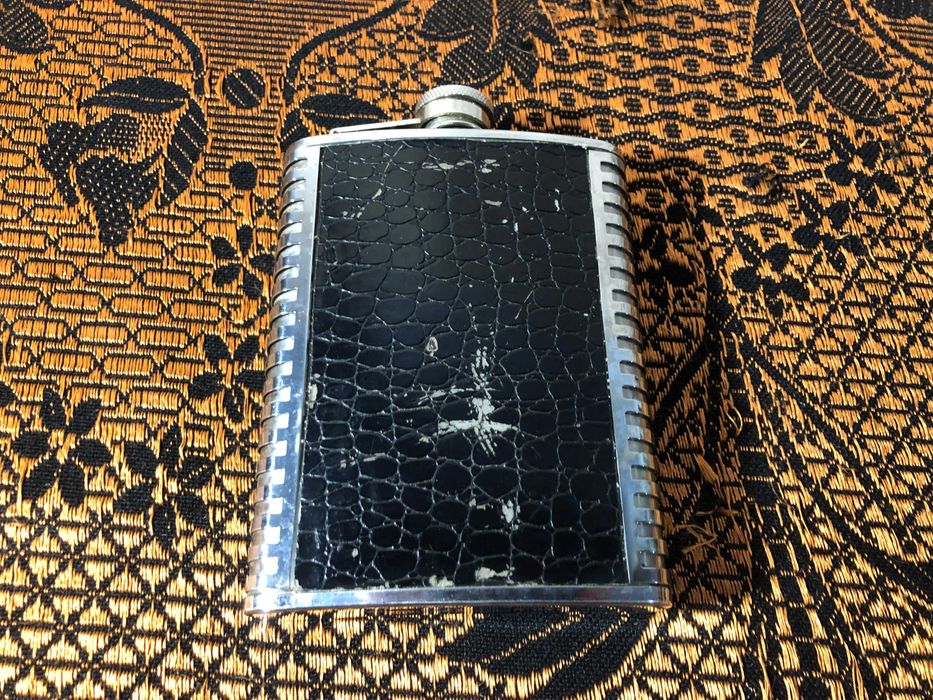 Фляга фирменная нержавейка 240 мл Stainless Steel