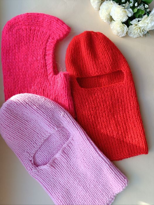 В'язані вироби ручної роботи Балаклава в'язана трендова шолом кроше че