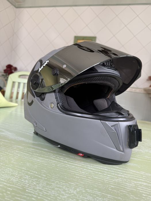 Vendo Capacete Mota Airoh GP550S