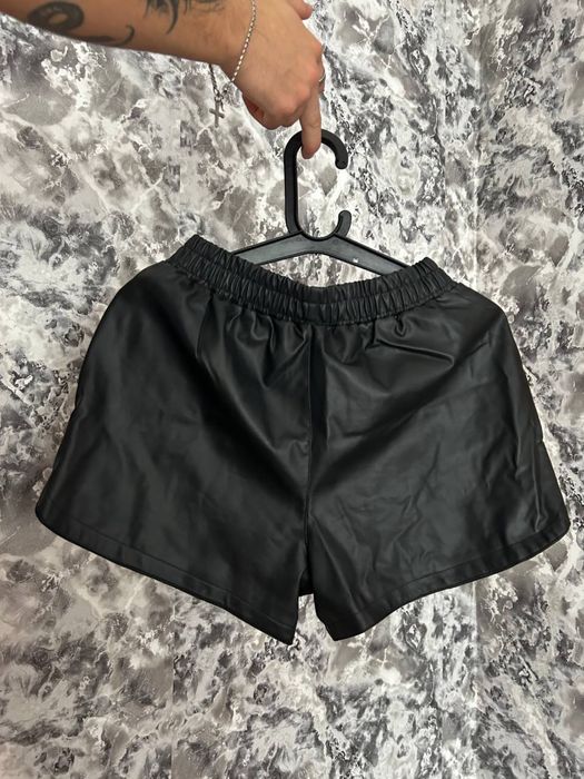 Обмін/продаж одягу