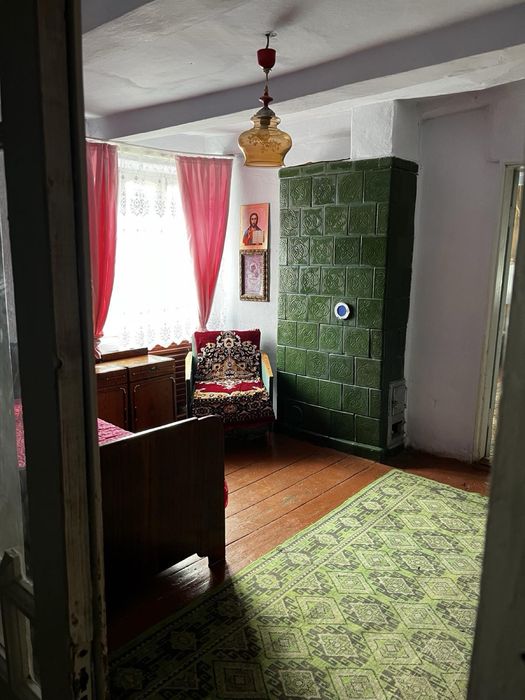 Продаю  будинок м.Сокиряни центр