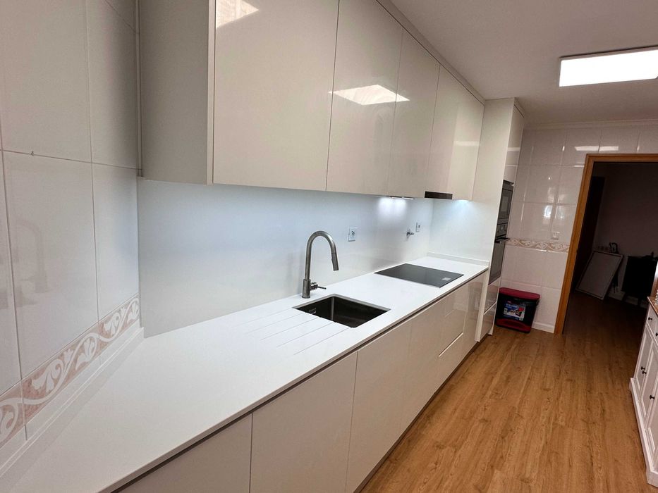 Quarto com Casa de banho privada em Alhos Vedros