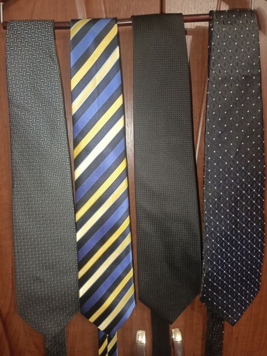 Галстуки мужские