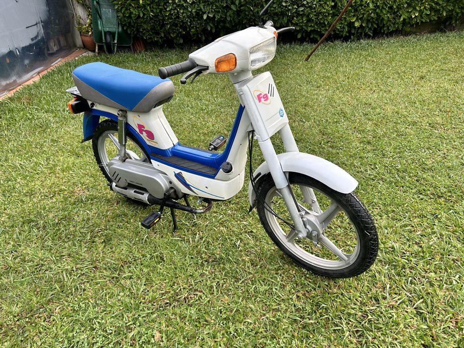 F9 velocipede com motor auxiliar