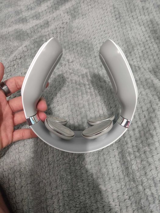 Masażer szyi JT-008