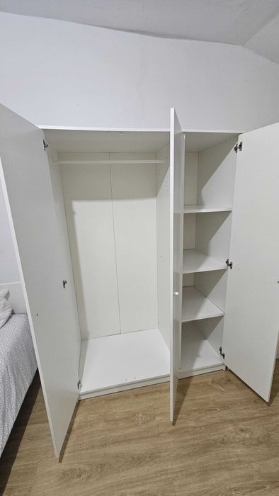 Roupeiro KLEPPSTAD com 3 portas, branco, 117x55x176 cm