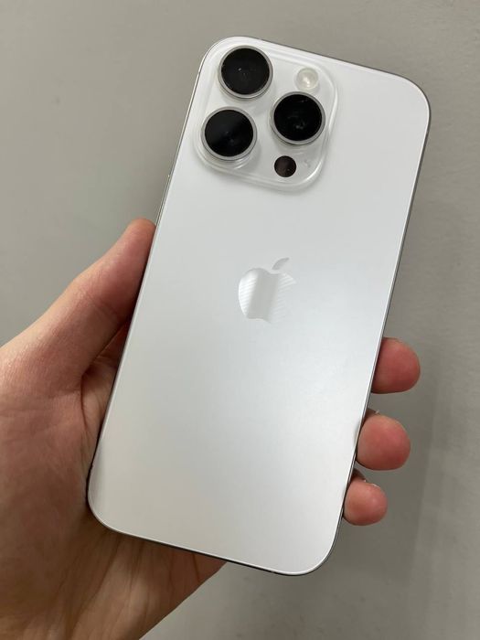IPhone 16 pro [256] White