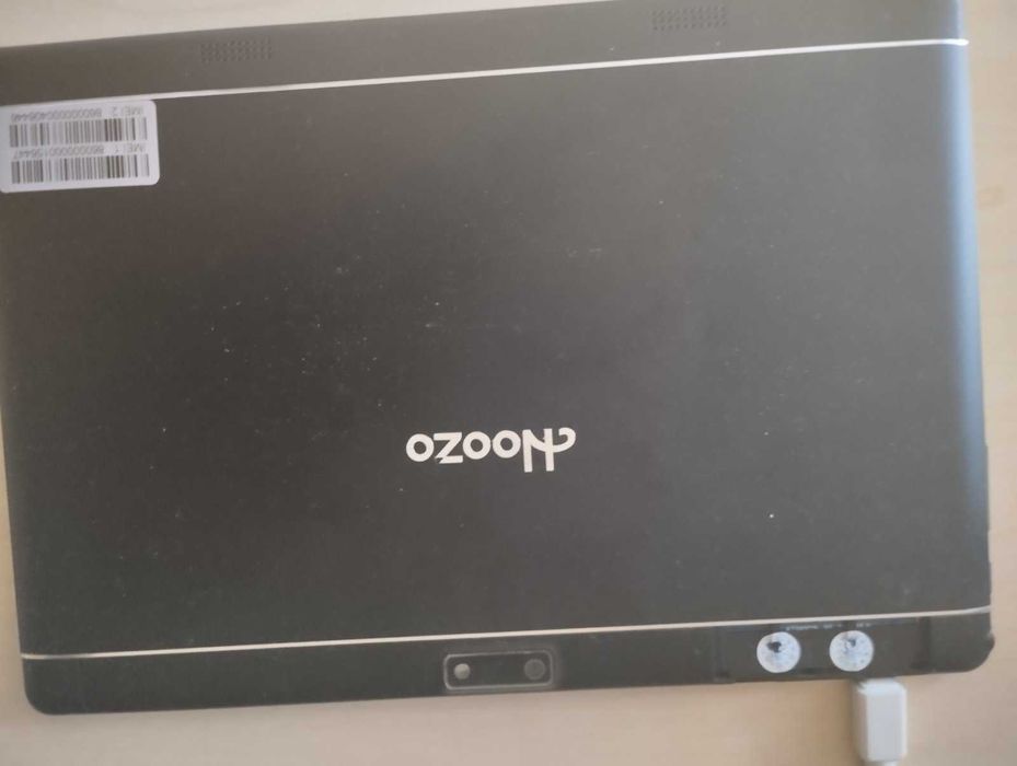 Планшеты на запчасти.