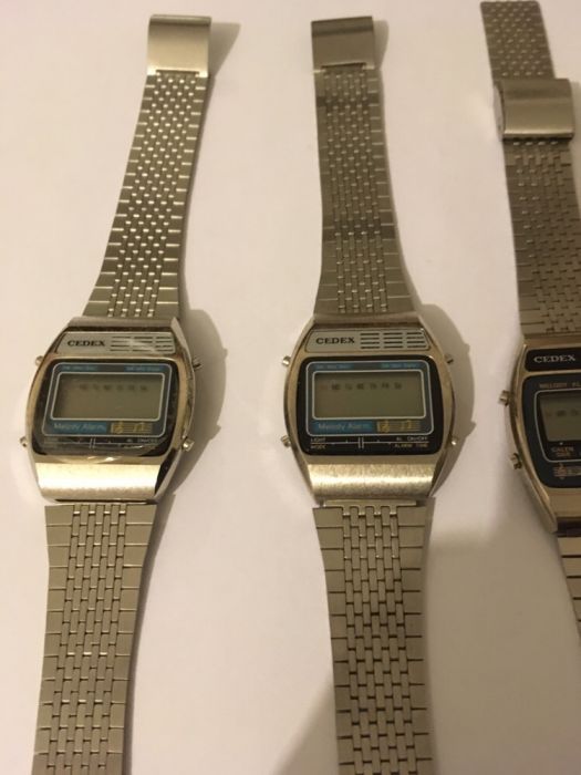 Relógios vintage novos