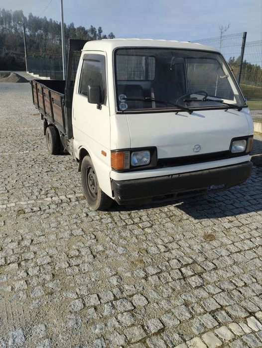 Carrinha mazda e2200