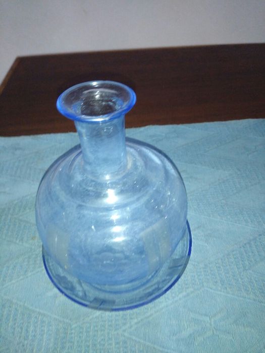 Quatro bonitas garrafas.