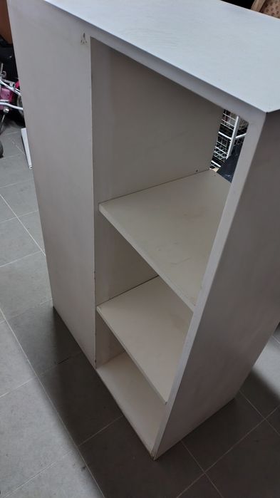 Móvel Gaveteiro Feito à Medida em Madeira Maciça (Ideal p/ Cama KURA IKEA)