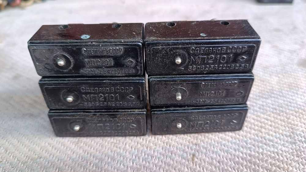 Микропереключатель МП 2101 380в, 2.5а 220в 2.5а СССР