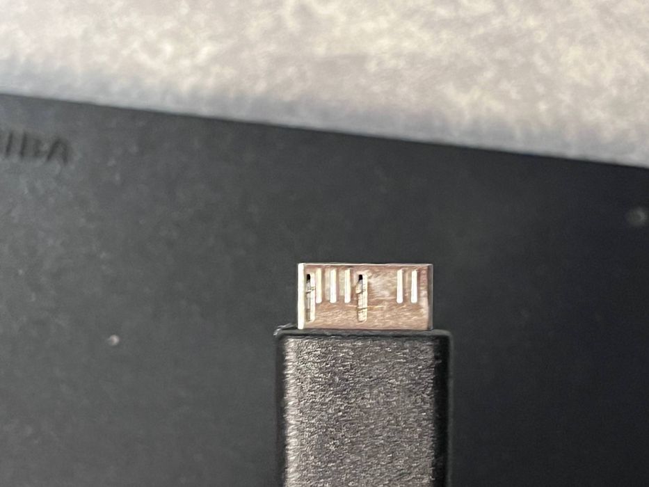 TOSHIBA на 500 ГБ, в доброму стані