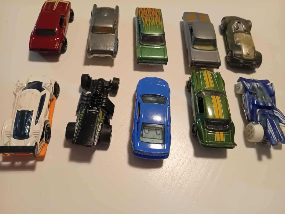 Sprzedam modele samochodów