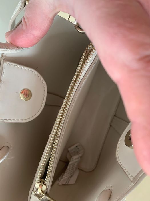 Сумка жіноча ZARA бежева через плече