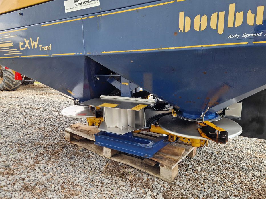Rozsiewacz BOGBALLE EXW WAGA 2500 kg dzwig do big bagow hds komputer