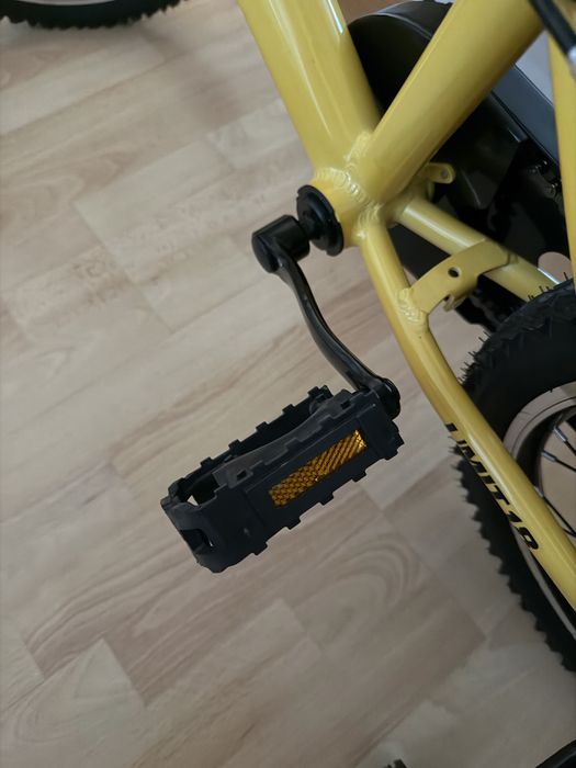 Bicicleta amarela crianca 18pol