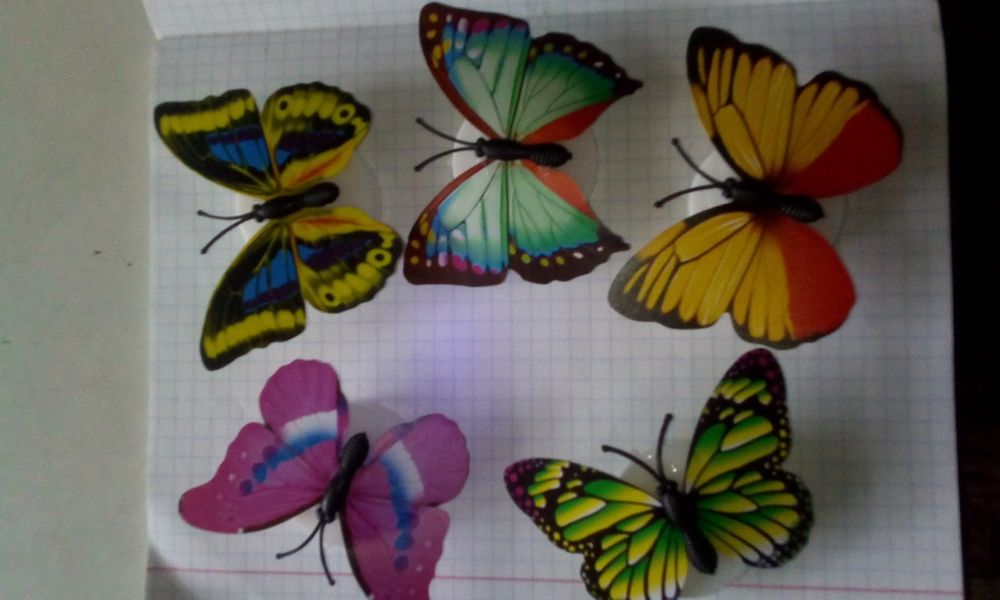 Кронштейн и заглушки для карниза в комнату для маленькой принцесы