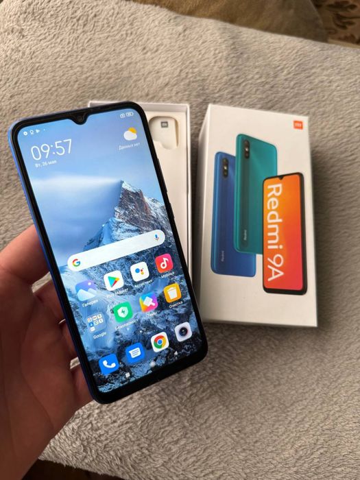 Xiaomi Redmi 9a 2/32 gb полностью рабочий коробка и 2 чехла