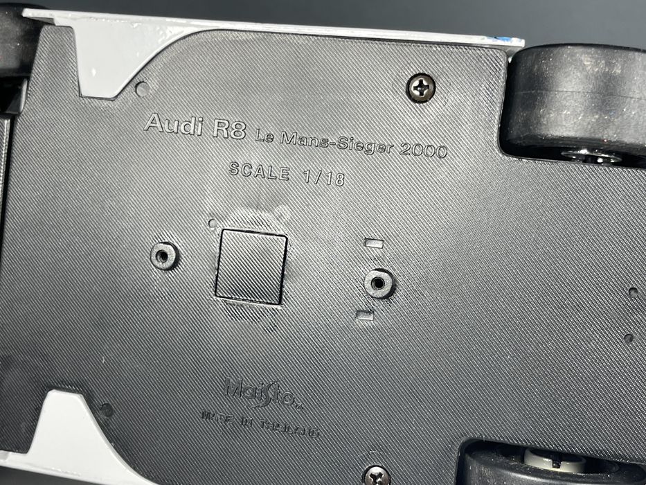 Audi R8 Le Mans 1:18 Maisto