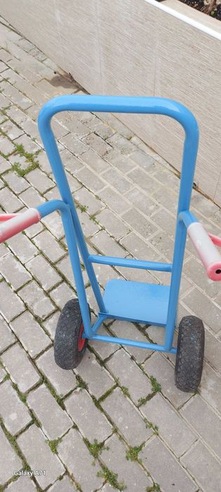 Carrinho para carga e descarga