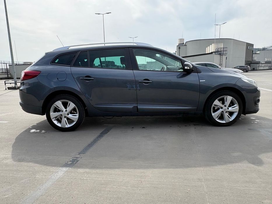 Renault Megane 2015 rok benzyna turbo wersja Limited zadbany