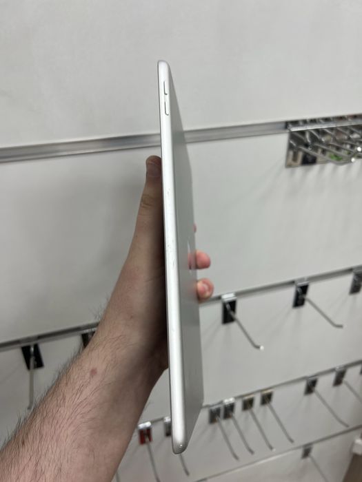 iPad 5 128GB Silver