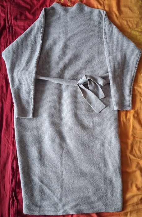 Długa, ciepłą sukienka