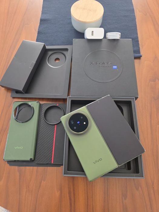 Vivo X Fold 5 16GB 512GB NOVO. Troca/retoma. Capa, caixa, acessórios
