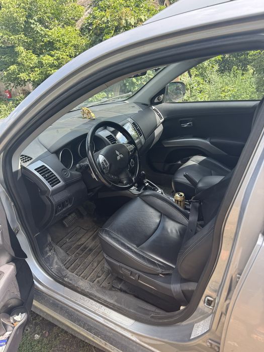 Аутлендер 2.2 диз автомат