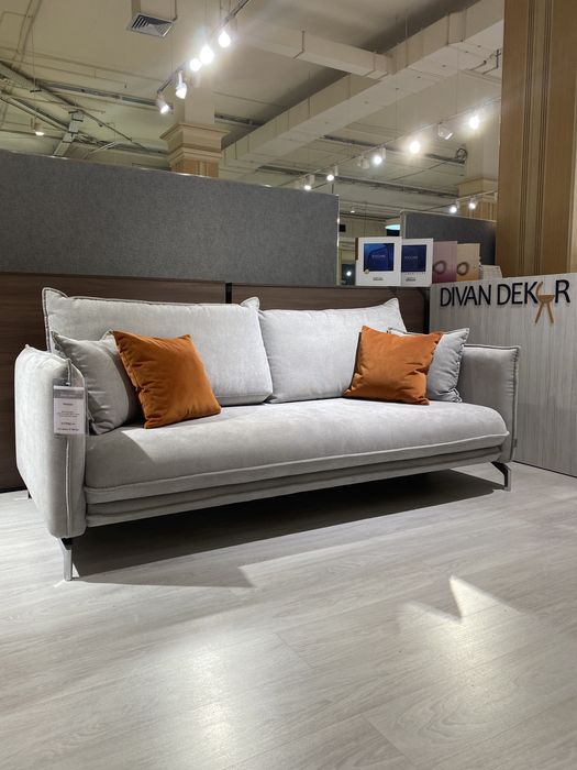 Диван розкладний на ніжках Скандинавський Стиль