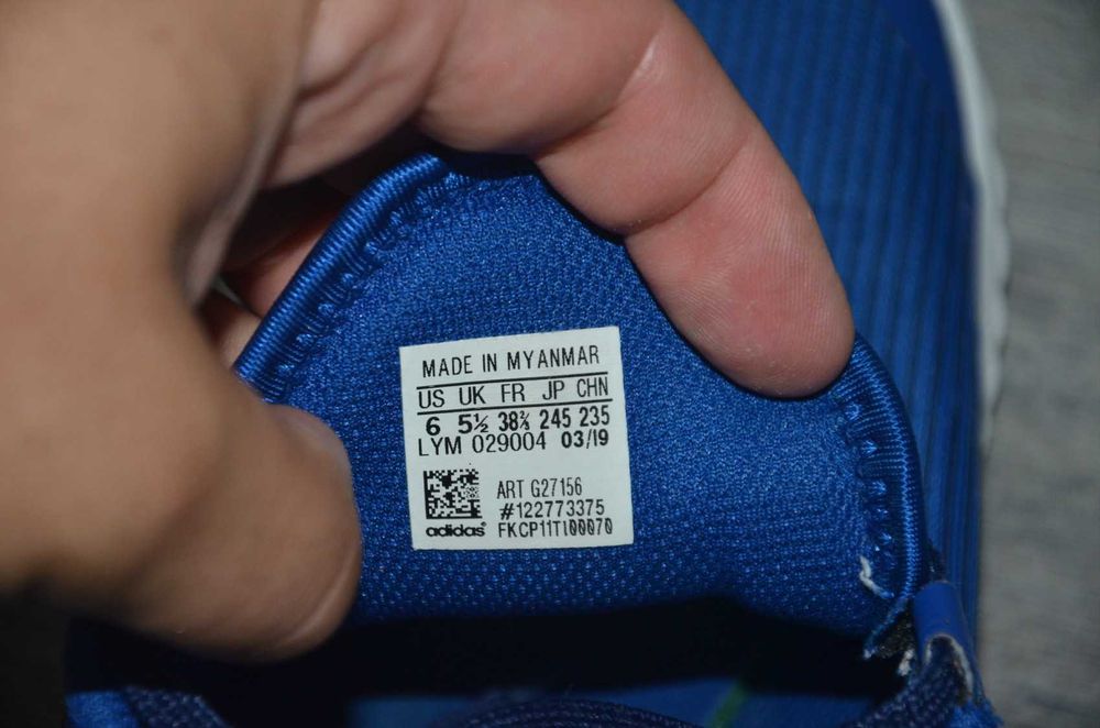 Продам кросівки ФІРМА Adidas fortarun