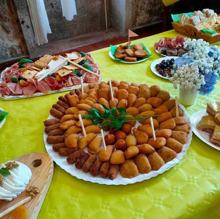 Salgadinhos miniaturas caseiras aniversário