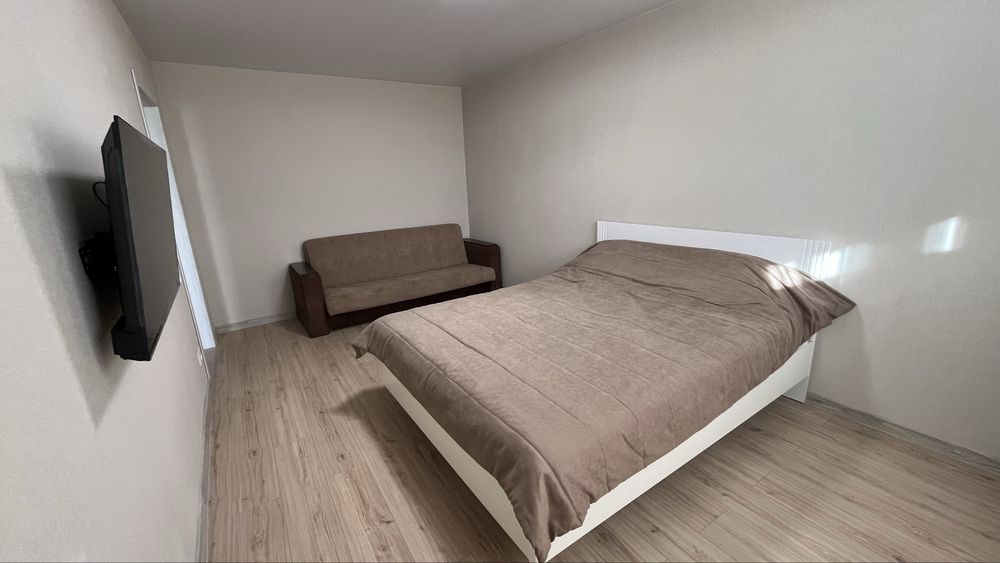 Квартира подобово, нова з кондиціонером