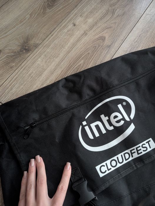 Torba na laptopa Intel
