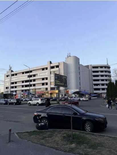 в оренду паркомісце вул. Драгоманова, 1Н 3й поверх